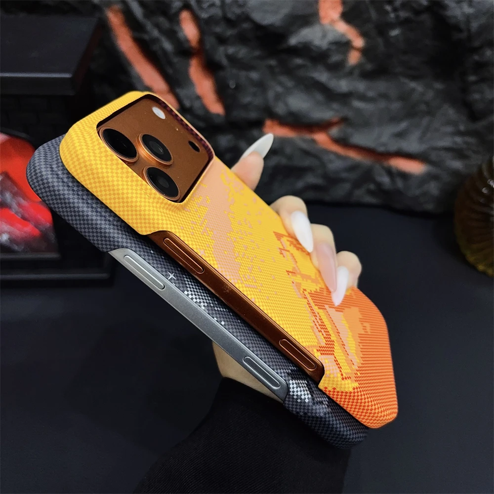Kevlar-Infused Magnetic Carbon Fiber Pattern Phone Case with Colorful Frosted Finish