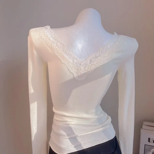 White Lace T-shirts Women Basic Spliced Delicate Sexy Ladies French Style Aesthetic Long-sleeve Slim Gentle Winter Inner Tops 2