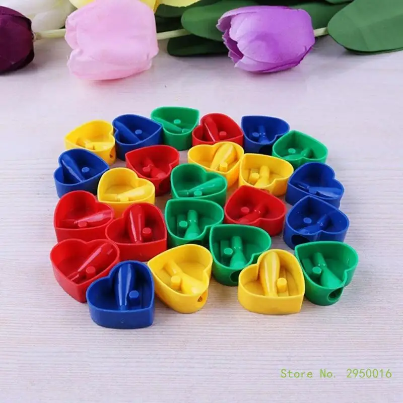 40Pcs 심장 모양의 숫돌 작은 숫돌 아이 학생을위한 단일 구멍 숫돌 생일 크리스마스 선물 가방 필러