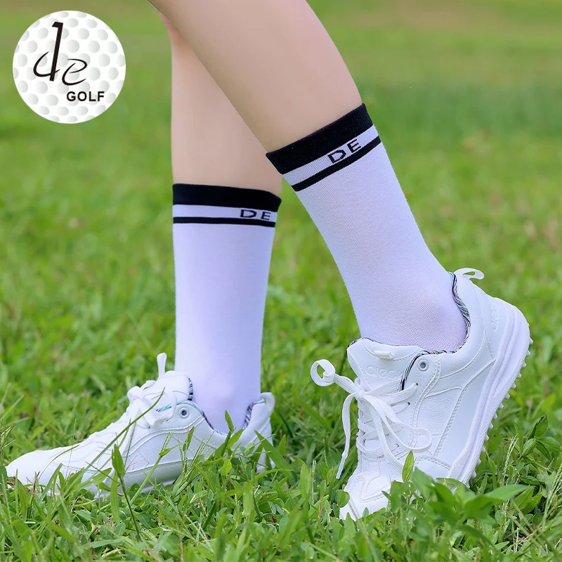 DE Women Fashion Sports Striped Cotton Outdoors Socks Lady High Quality All-match Breathable Socks For Skirt /Shorts/Dress New