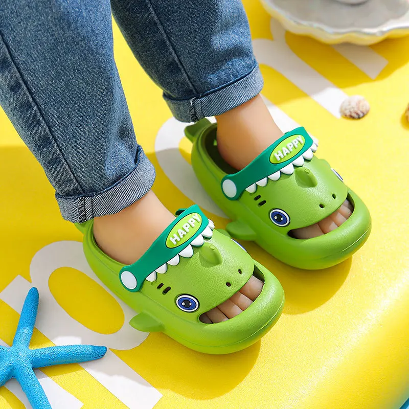 

2024 Summer New Children Toddler Slippers Kids Cartoon Shark Flip Flops Soft Sole Sandals Baby Boys Girls Non-slip beach shoes