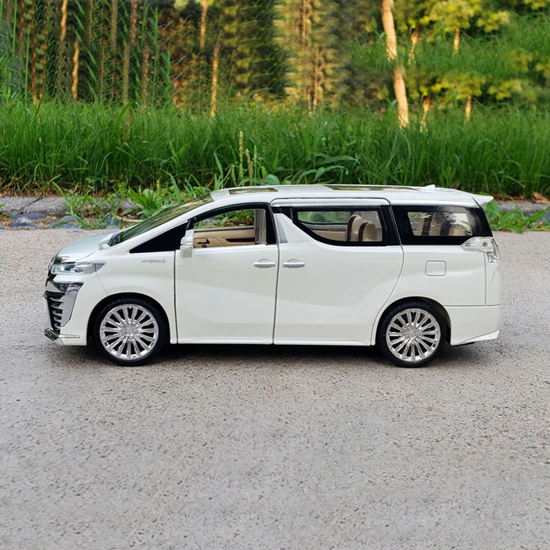 

1/24 VELLFIRE MPV Alloy Car Model Diecasts Metal Pull Back Car Sound Light Collection Simulation Kids Toy Gifts Vehicle