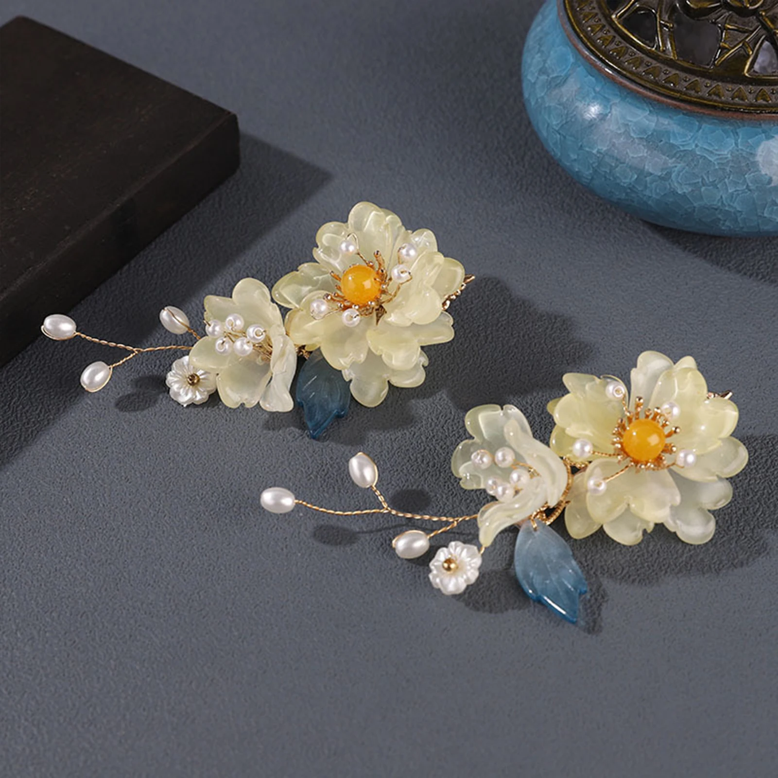 1 Paar gelbe Blumen-Haarnadeln, seitliche Clips, Retro-chinesischer Stil, florale Kopfbedeckungen, Perlen, Haarschmuck für Frauen und Mädchen, Haarschmuck – Detail 8