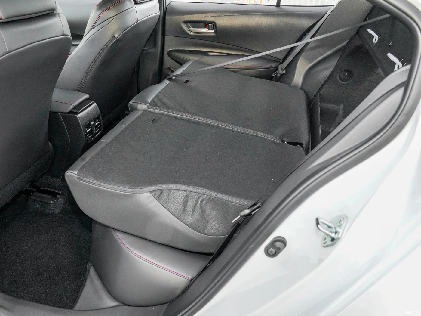 Für Toyota Corolla Limousine Fließheck 2019 2020 2021 2022 2023 Custom  Kunstleder Auto Sitzbezüge Innen Schutz Zubehör