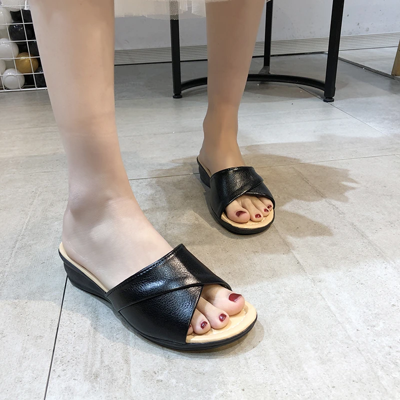 

Women's sandals slippers ladies fashion pu Slope heel slippers slides shoes women Casual sandals flat slippers for women shoes