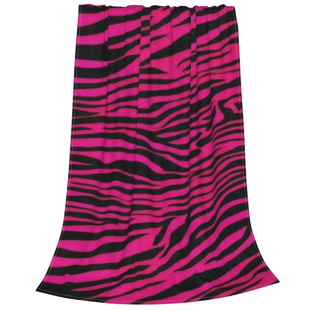 Gotik pembe zebra çizgili battaniye kadife yaz klima çok fonksiyonlu yumuşak atmak için blankes kanepe araba peluş ince sakin