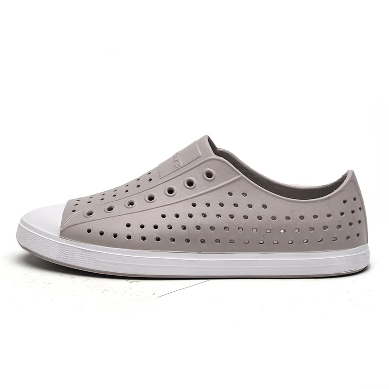 

Men's and Women's Water Sports Shoes EVA Soft Sole Hole Shoes Couple Leisure Garden Shoes Outdoor Sports Beach Sandals