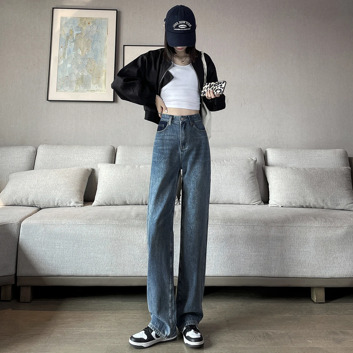 

Vintage Washed Straight Leg with Comfortable Loose Fit for Women Women's Jeans