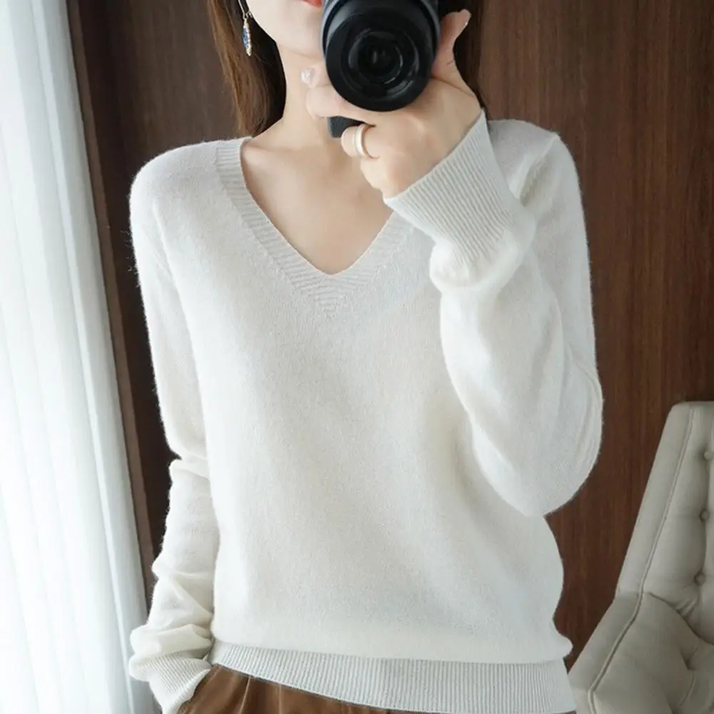 

Women V-neck Sweater Soft Knitted V-neck Sweater for Women Breathable Long Sleeve Pullover Solid Color Fall Spring Top Knitted