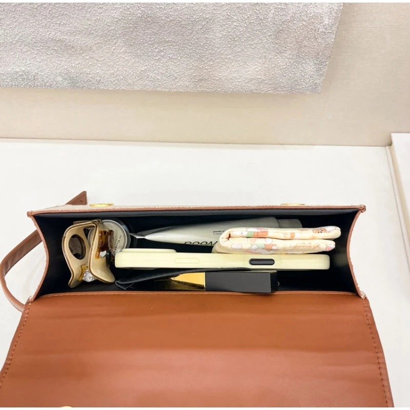 Lock Tote Bag | Luxury Large Capacity | Maison Novaire