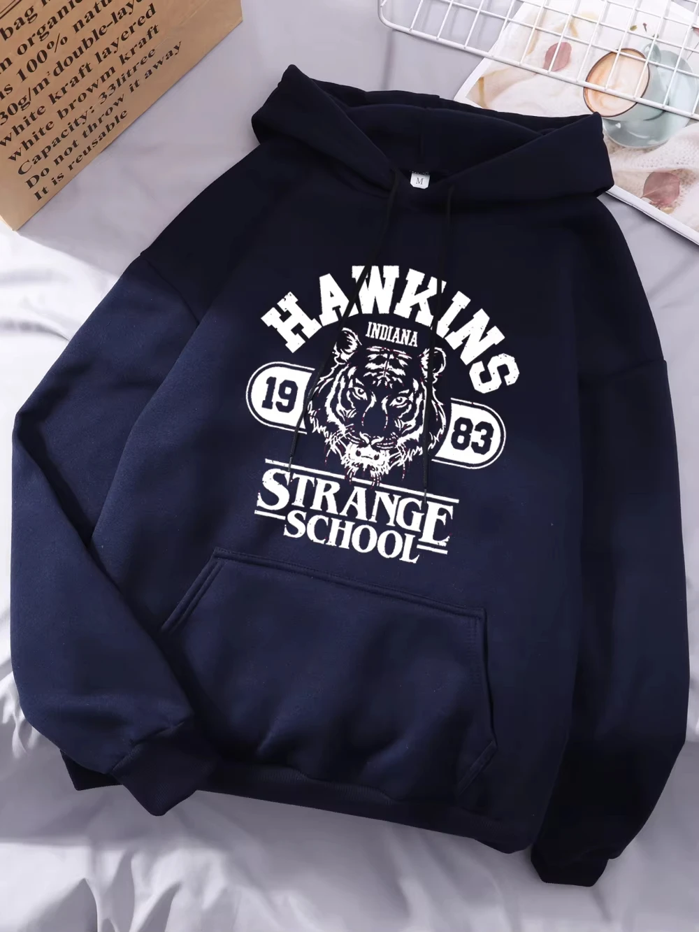 Hawkins Strange School 1983 Drucke Hoodies Damen Winter Fleece Warmes Sweatshirt Basic Loose Pocket Pullover Street Woman Kleidung – Detail 8