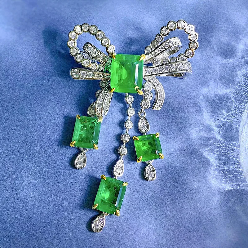 

S925 Silver Butterfly brooch female 10 * 12 emerald versatile luxury full diamond inlay wholesale