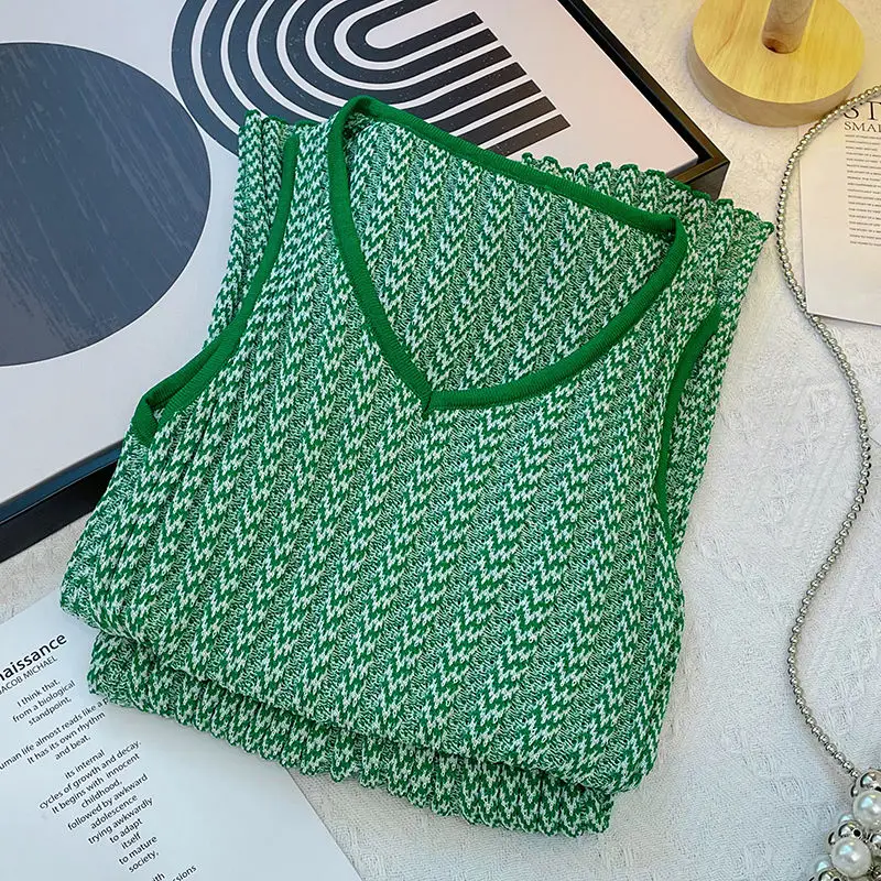 

Summer Sleeveless Green Women V-neck New Advanced Sense Dresses 2024 Fashion Commuting Women's Slim A-line Vestidos