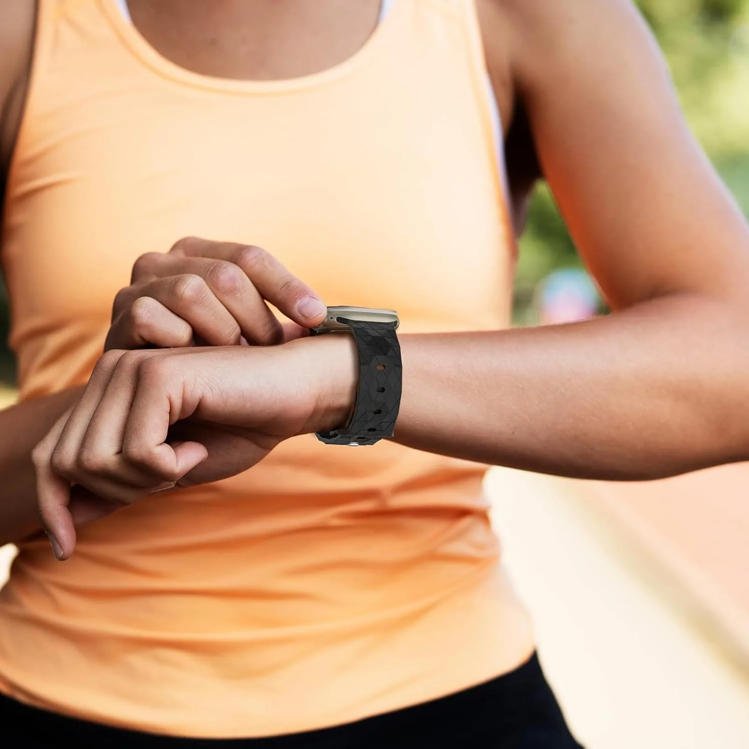 รูปสินค้า สายซิลิโคน Apple Watch สำหรับ Series 11/10/SE 46/42 มม.