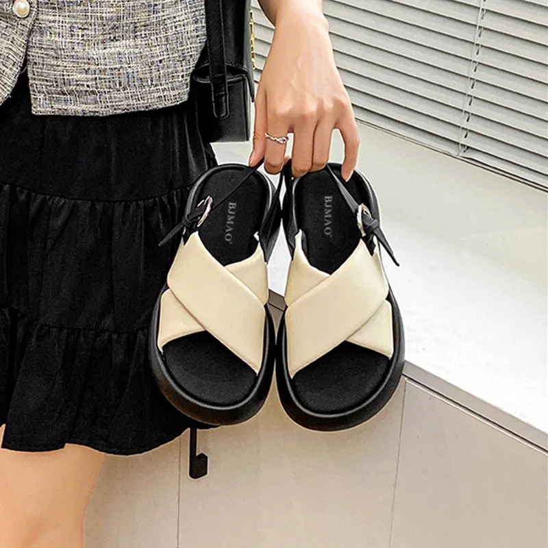 Lambskin Thick Soled Cross Buckle Casual Sandals With Bubble Bread women sandals wedge sandals
