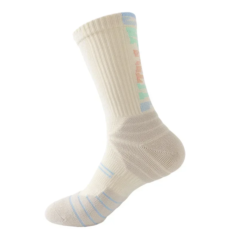 Рисунок 2 - Баскетбольные носки в цилиндре