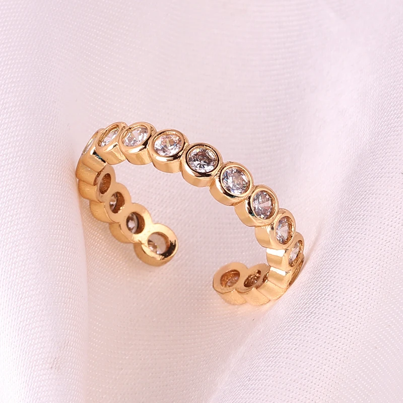 Elegant Gold Ring with Green Zircon - Rainbow Collection Jewelry Gift