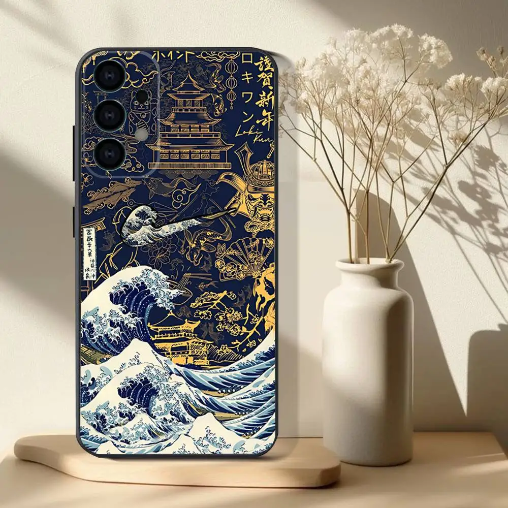Elegant Ukiyo-e Ocean Waves Art Phone Case - Soft, Skin-Friendly TPU Design