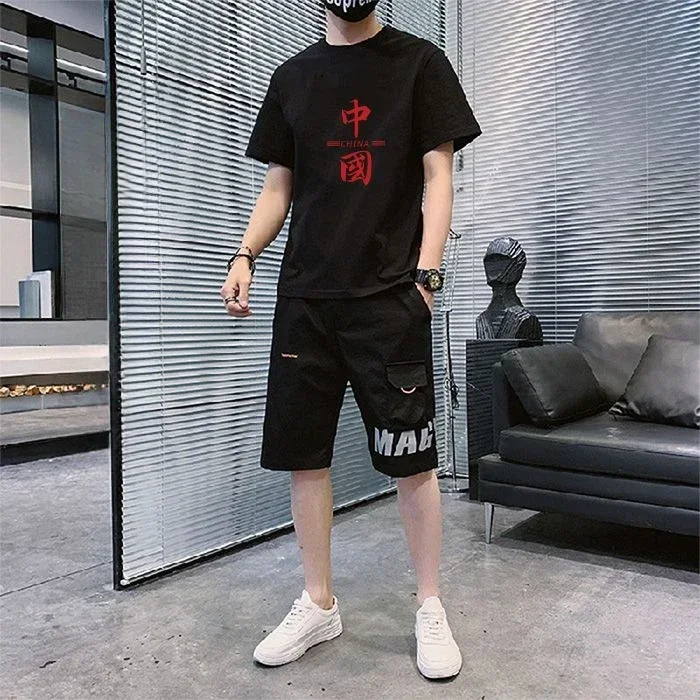 Conjunto de pantalones cortos para hombre, de algodón con letras negras, elegante y moderno, de dos piezas, conjunto de camiseta y pantalones cortos para hombre, estilo coreano 2024, ropa 2025, noveda