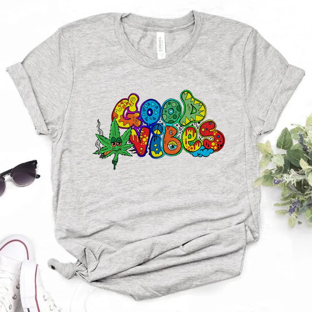 

Женская футболка с принтом Бонг-травы