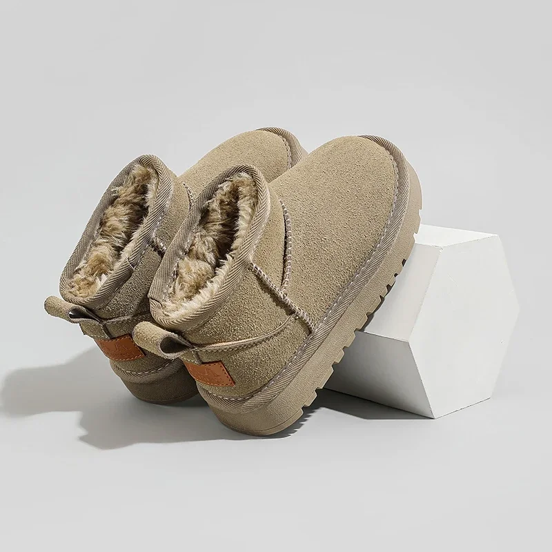 Children Warm Boots Soild Color Retro Kids Ankle Boots Versatile 2025 Winter New Boys Girls Snow Boot with Thick Fur Soft Bottom