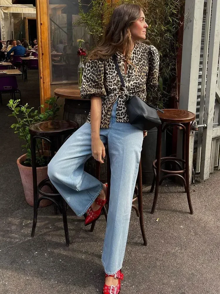 

Elegant Leopard Hollow Strap Slim Shirt Women's Casual Relaxed Blouse O-Neck Short Sleeve Blouse Retro Streetwear Blouse Women