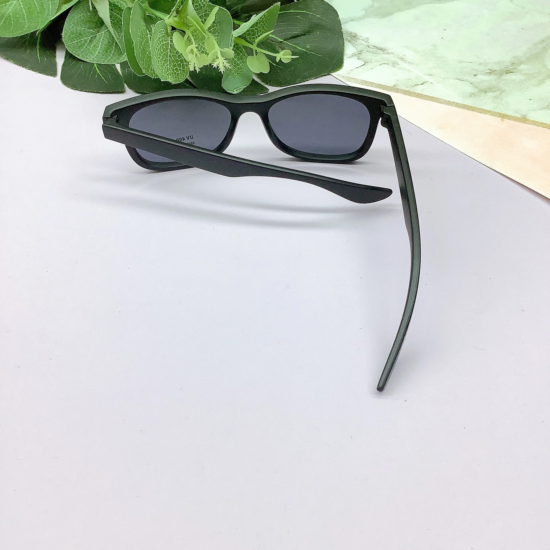 Fashion children's sunglasses personality boys and girls sunglasses sun visor_voghion.com