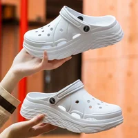 Women Clogs 2025 New Arrival Soft EVA Thick Platform Slippers Comfortable Garden Shoes Fashion Beach Sandals 1