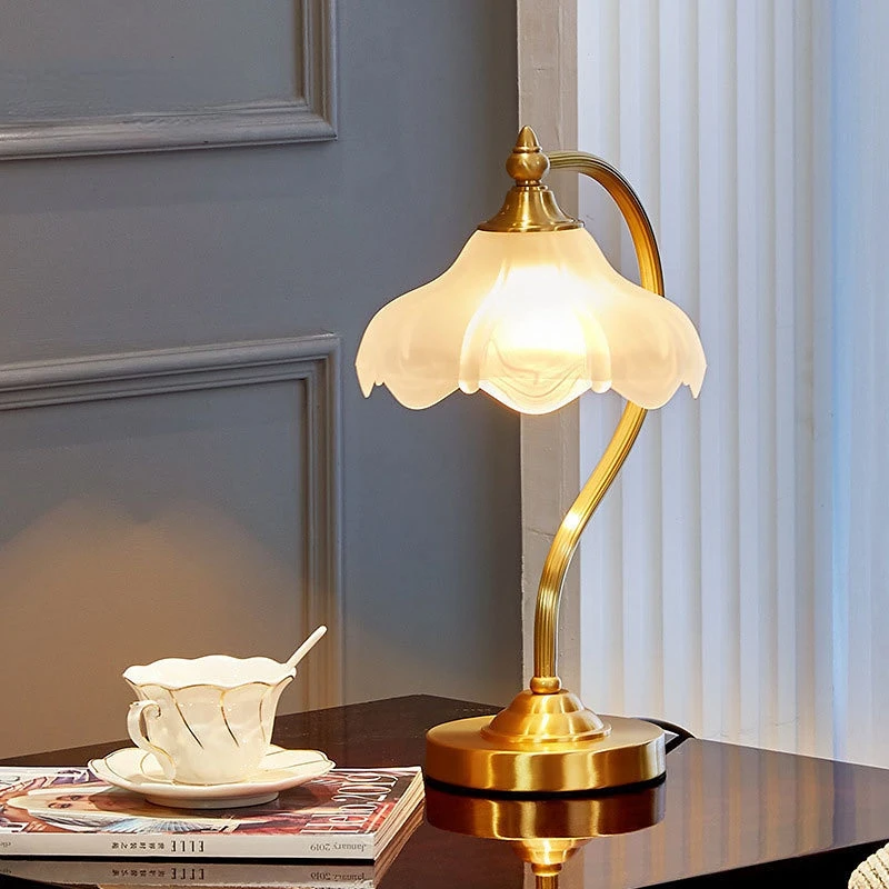 

American All Copper Decorative Table Lamp Bedroom Bedside Night Light Pastoral Retro Study Warm Modern Simple Lamp E27 Luminária
