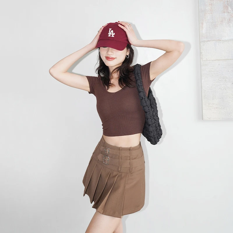 

Women Buckle Detail Pleated Mini Skirt With Underpants