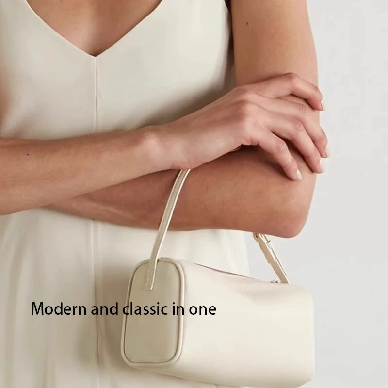 حقيبة مقلمة جلدية فاخرة من جلد البقر، بتصميم أسطوا...