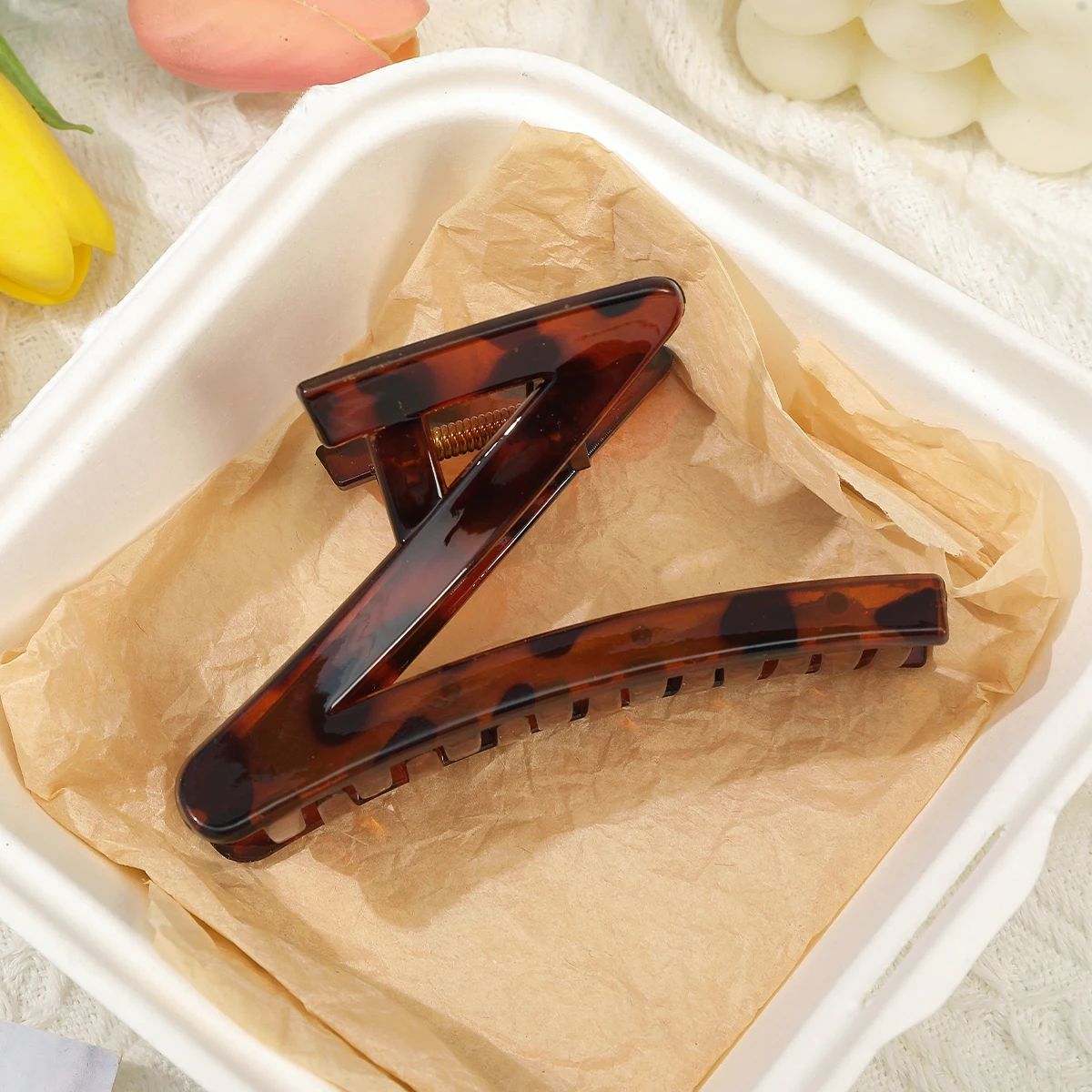 Women High-end Hair Claw Korean Temperament Hair Clips Hair Crab Fashion Ladies Hairpin Hair Claw Headwear Accessories Gift