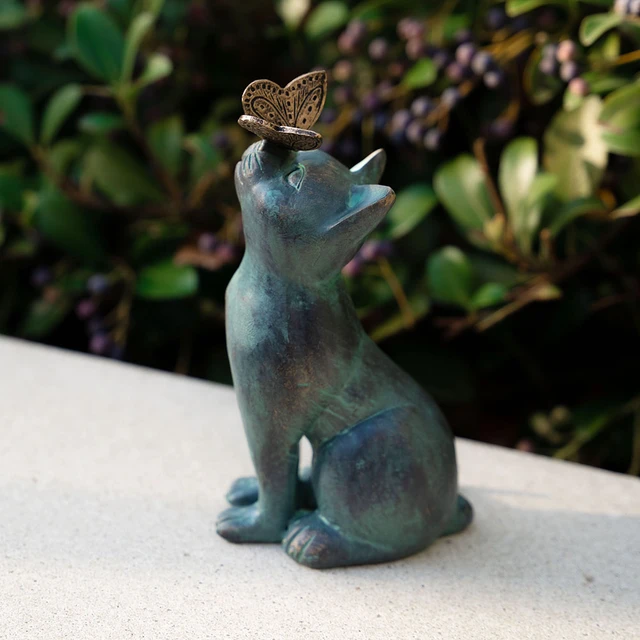 Goodeco Garden Outdoor Cat Statue - Cat Resin with Solar Light