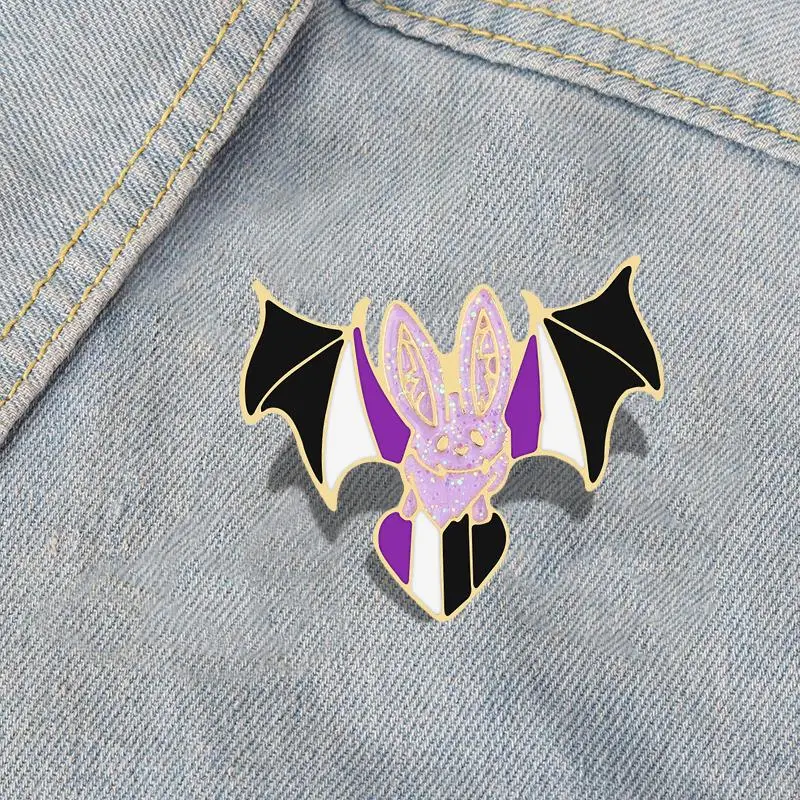 

LGBT Flag Enamel Flying Bats Totem Clothes Lapel Pin Asexuality Metal Buckle Badge Jewelry Gift for Friends Asexual Bat Brooches