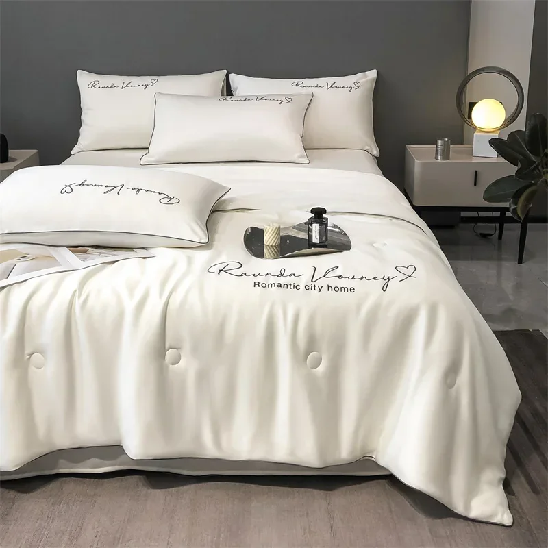 100% Washed Silk Summer Quilt Embroidery Smooth Ice Cooling Comforter for Bed Silky Solid Blanket Soft Cool Summer Blanket summer quilt silk quilt bed comforter