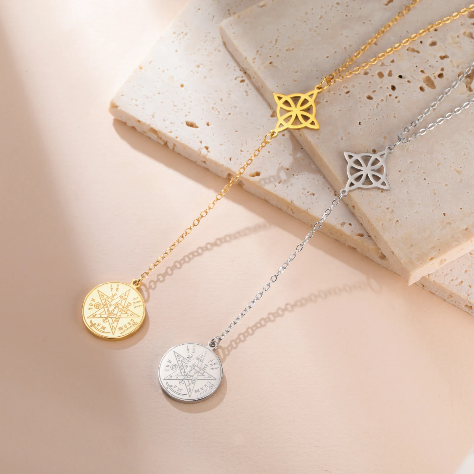 Skyrim-collar con colgante de nudo de bruja, tetragrammaton, doble amuleto, protección, collares de acero inoxidable, regalo de joyería de pentagrama 5