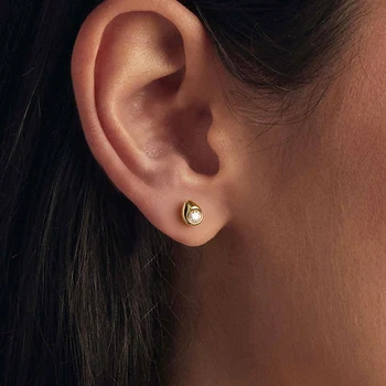 Bamoer U Teardrop Moissanite Stud Earrings 925 Sterling Silver Pear Shape 18K Plated Gold Earrings for Women Xmas Jewelry Gift