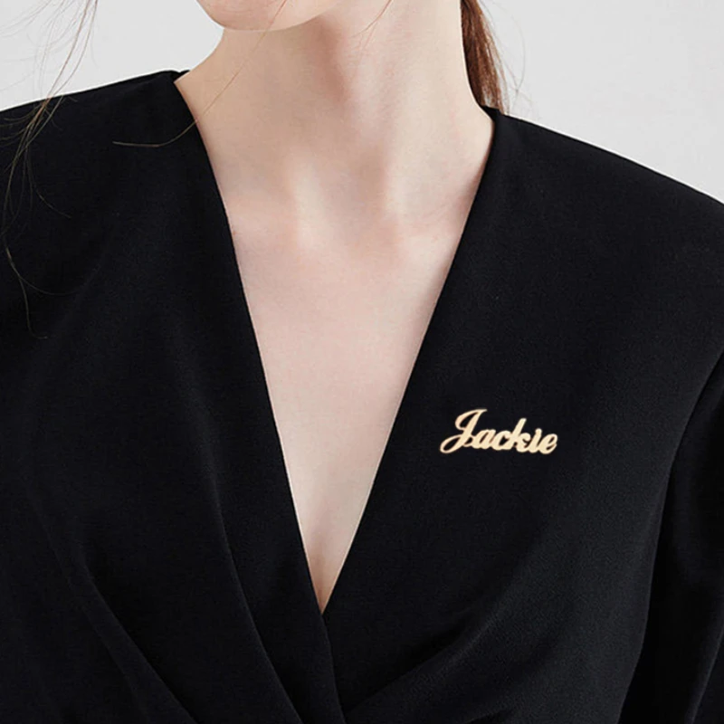 

Brooches for Women Personalized Custom Name Pins Stainless Steel Jewellery New Rose Gold Party Nameplate Broches Para Ropa Mujer