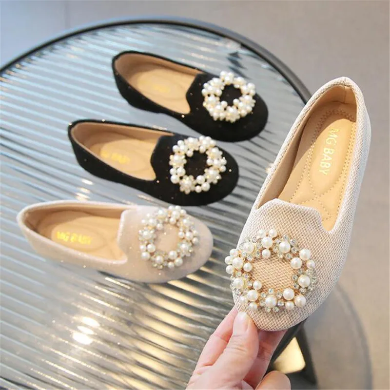 Girls Leather Wedding Shoe Fashion Children Soft Flats Sequins Kids Casual Shoe 2