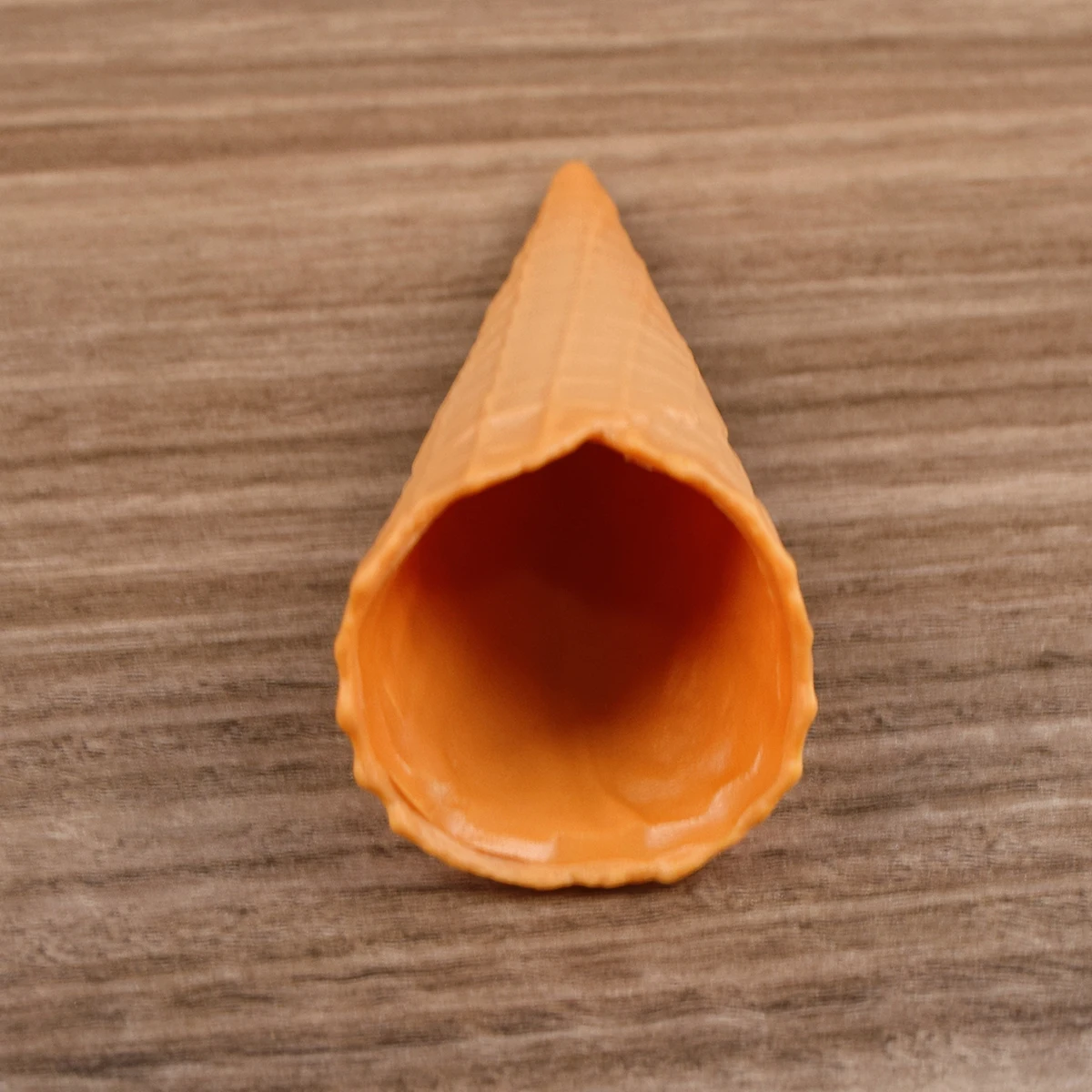 Simulation Ice Cream Crispy cone Model Realistic icecream Fake Food Photo Prop Display Decoration Dessert Shop 1Pc food photography props,fake food prank toys