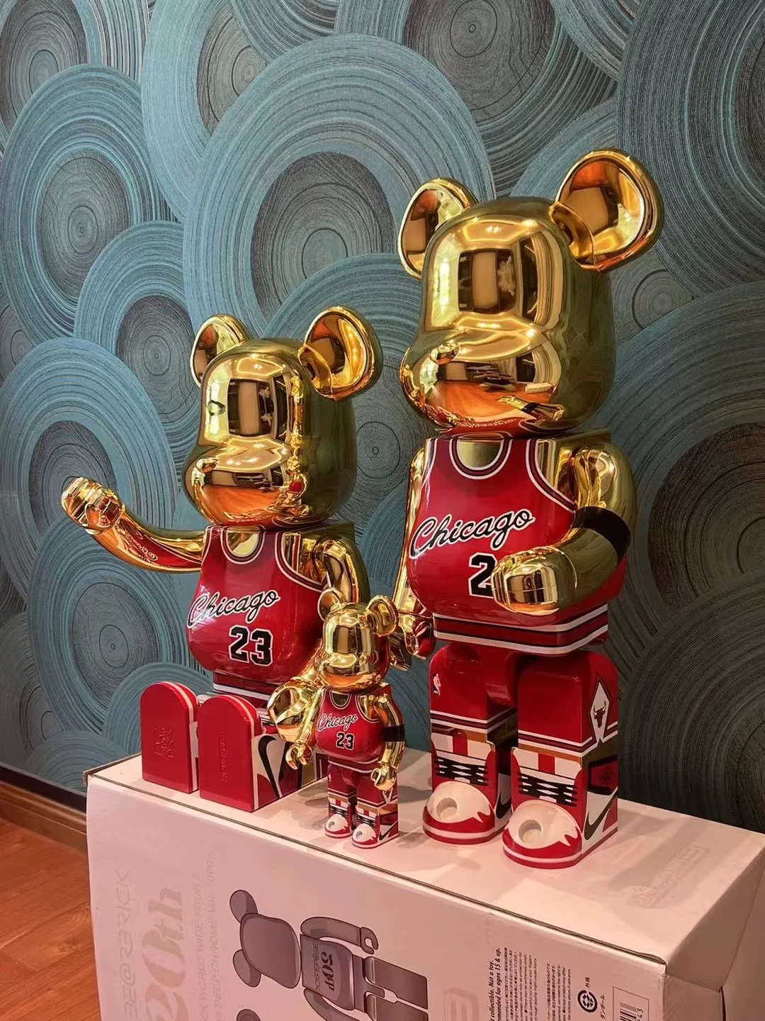 BE@RBRICK Michael Jordan 1985 1000％