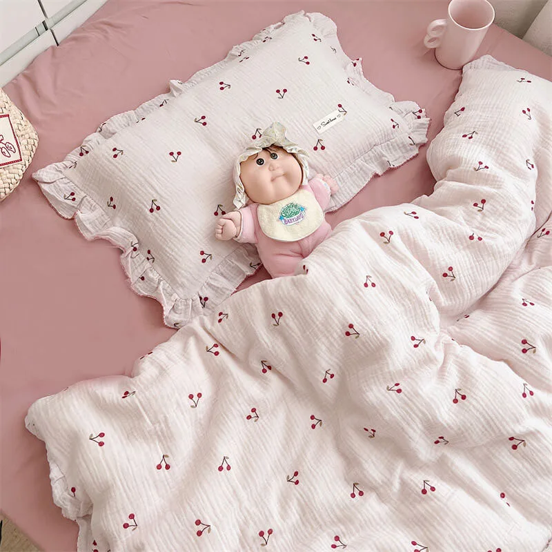 Soft Cotton Muslin Duvet Cover Set for Cozy Nights Baby Girls Cotton Gauze Cherry Pattern Duvet Cover Set Kids Bedding Sets