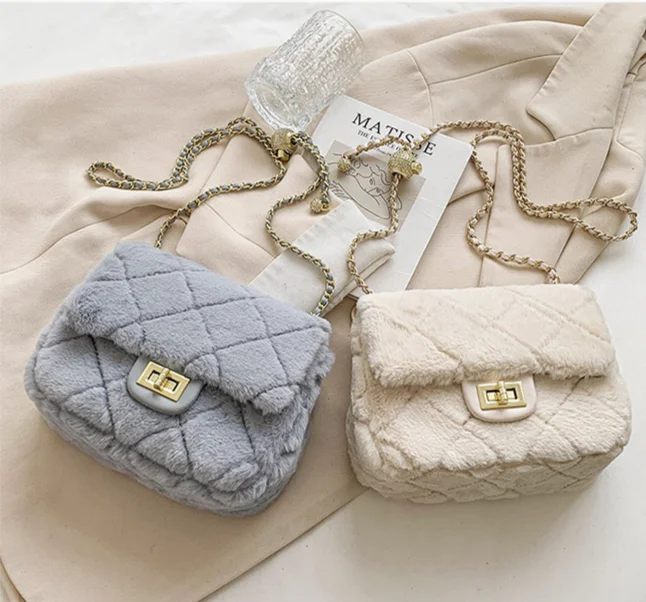 dames 2024 nieuwe kettingstijl diamant raster enkele schouder crossbody pluche tas_voghion.com