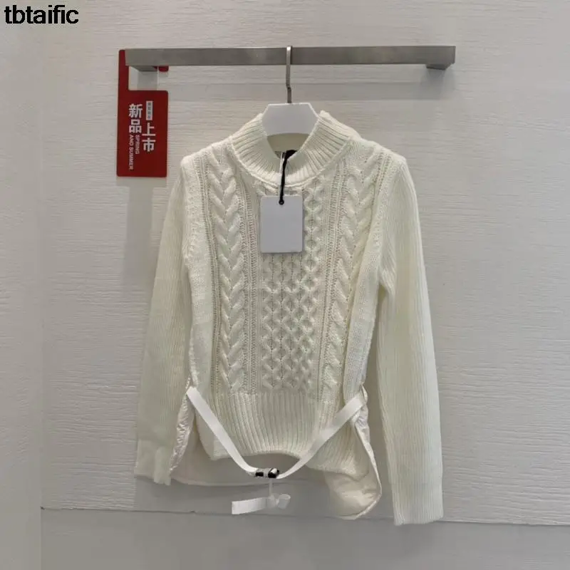 

Women's Cashmere Sweater Round Neck Sweater Autumn New Full-sleeve Solid Color Black White Belt Waist Stitching Classic Sweater