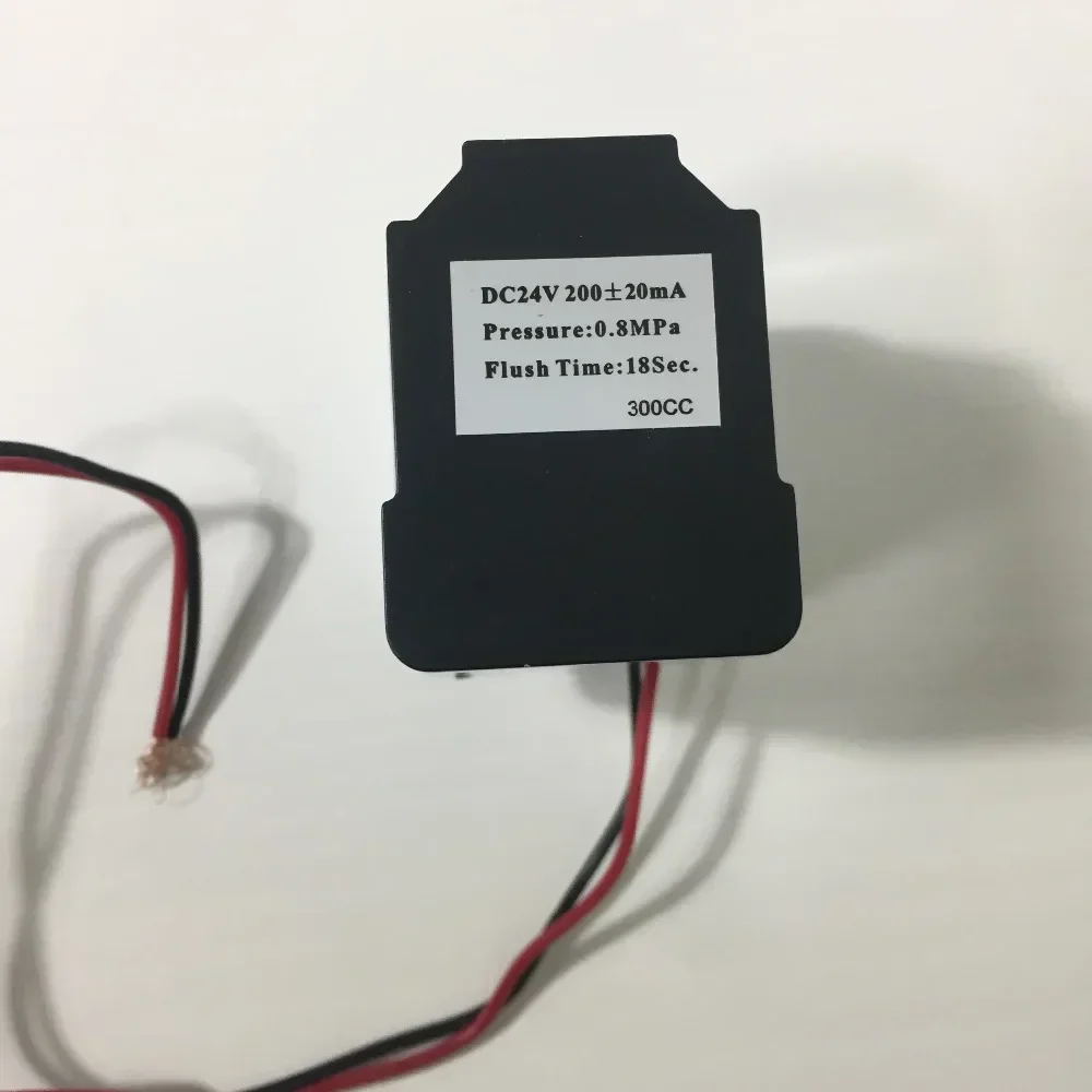 24VDC 1/4" NC Plastic Electric Water Solenoid Valve with 18s AUTO Flush Hose Connection for Quick Water Flow Control