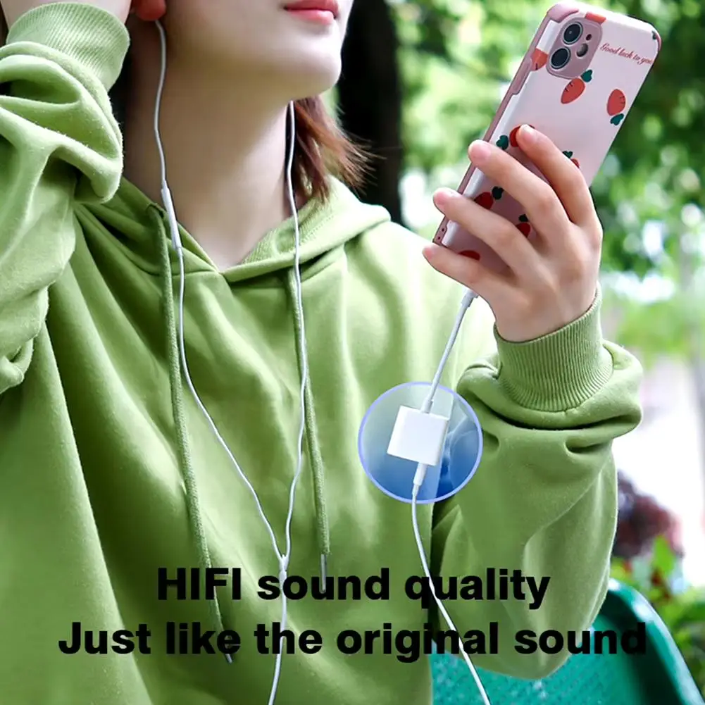 Audio Adapter For iPhone 14 13 12 11 Pro Max Aux Jack Headphone 3.5mm To Headphone Jack Charger Splitter Converter Accessories