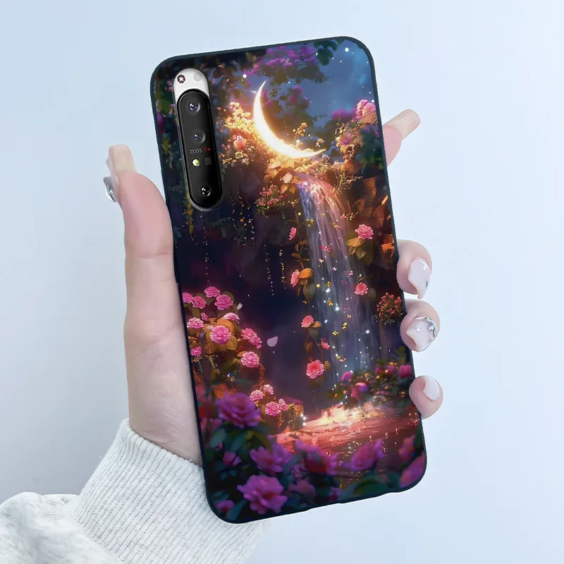 Luxury Cute Cat & Love Rabbit Black Silicone Soft Phone Case