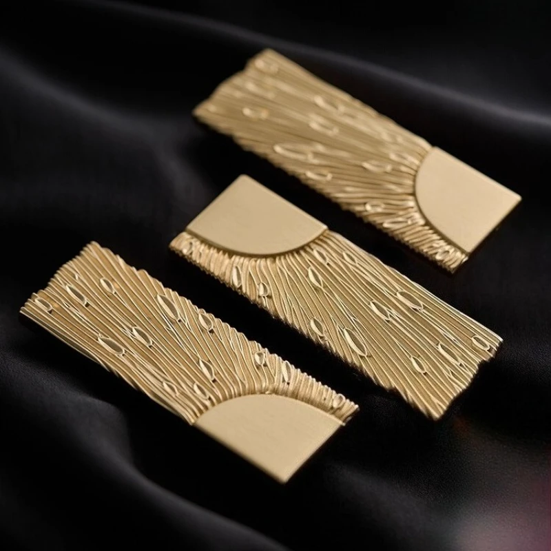 มือจับตู้ทองเหลืองฝรั่งเศสสร้างสรรค์จีนโบราณตู้เสื้อผ้าประตูลิ้นชักมือจับหรูหราเฟอร์นิเจอร์ตู้ยาว 1