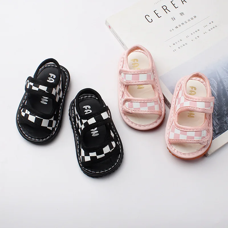 SandaliasChildren Voice Shoe Colorful Summer New Kid Shoe Boy Sandal 0-2Year Soft Sole Comfortable Baby Shoes Sandals for Girls