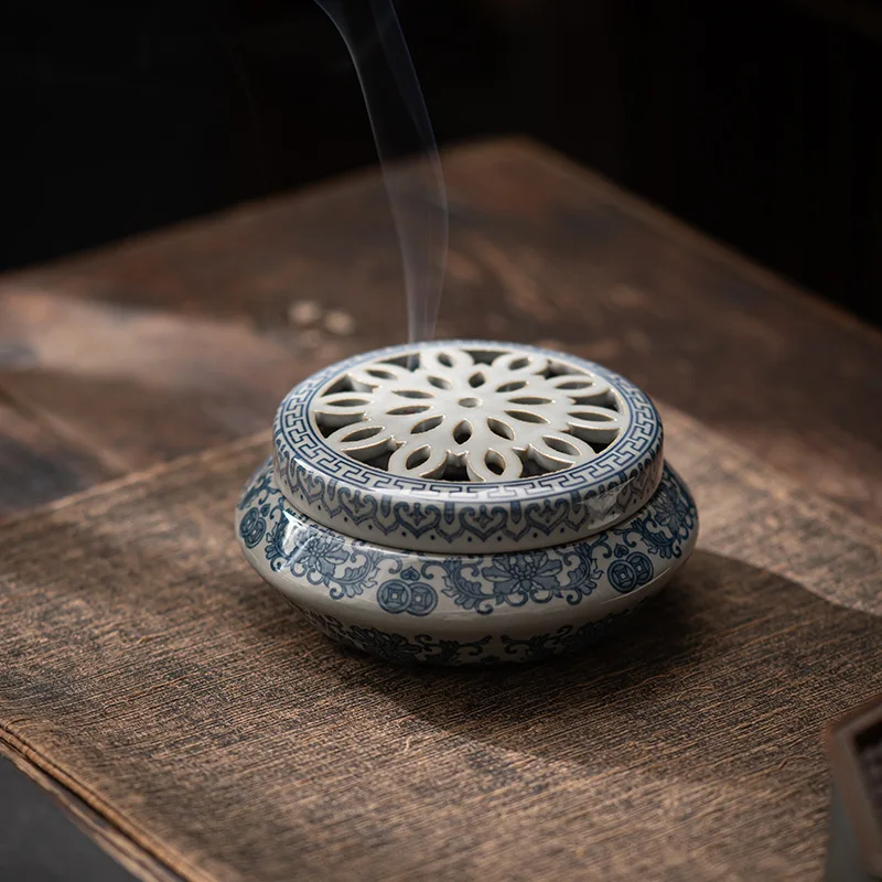 

Ceramic Blue and White Incense Stove, Ancient Clay Crafts, Creative Decoration, Home and Office Items